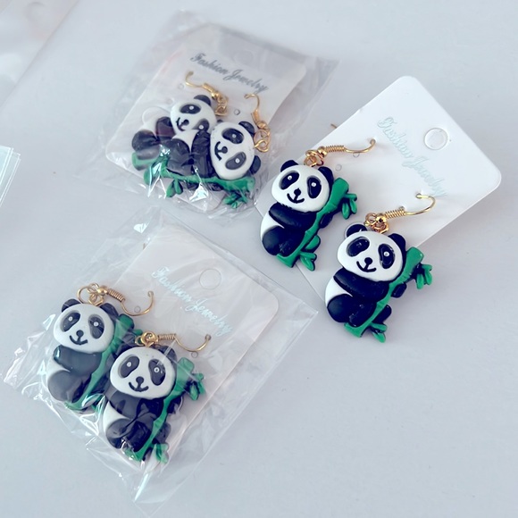 3/25$ Fashion Jewelry Panda Earrings - Picture 2 of 10